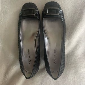 Anne Klein Taregan NWOT size 8M